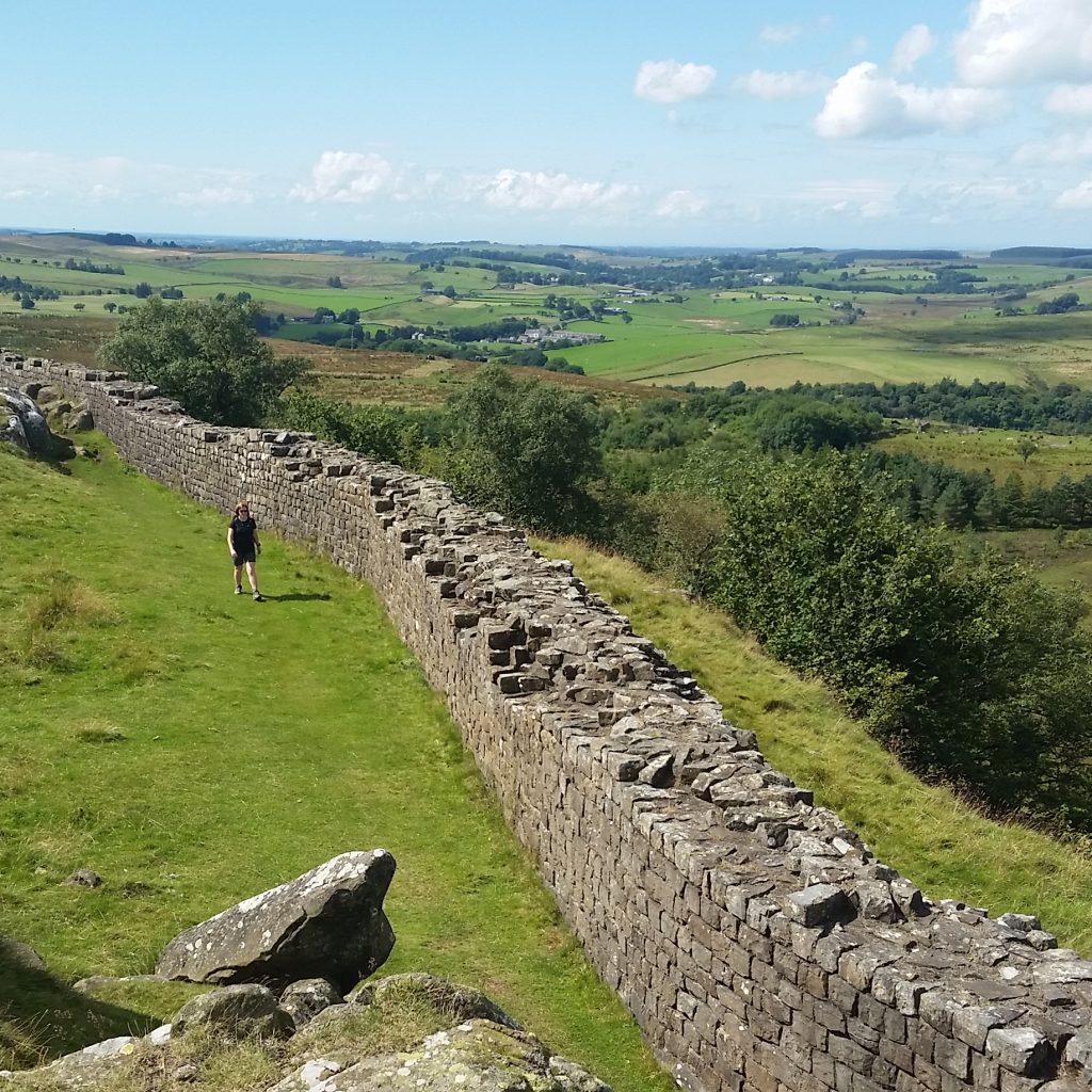 Practical Tips for Adventurous⁢ Hikers: Gear Up⁤ for ‌the Hadrian’s Wall Experience